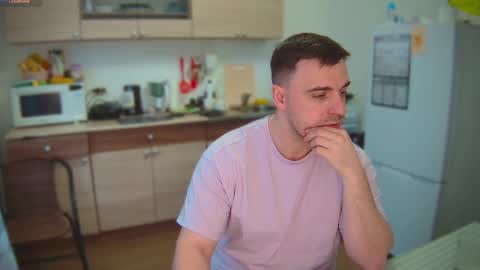 Snapshot of dosilasa chatting on 12-05-24, 09:06 Sasha online show from 12-05-24, 09:06