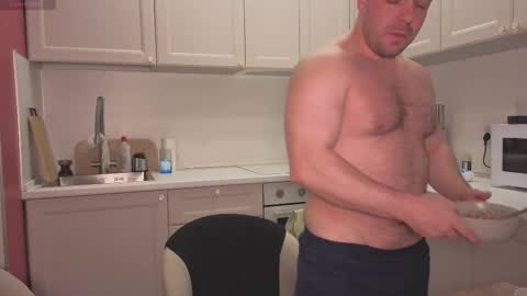 Snapshot of dosilasa chatting on 11-12-25, 07:57 Sasha online show from 11-12-25, 07:57