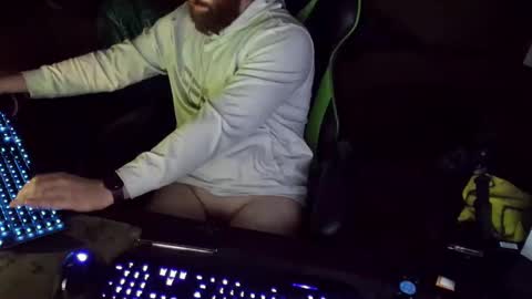 DotYourEyezez  online show from 12-10-24, 09:44