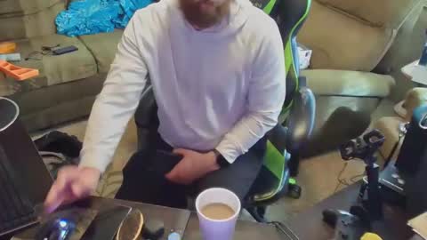 DotYourEyezez  online show from 12-12-24, 06:42