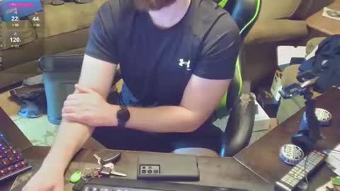 DotYourEyezez  online show from 02-04-25, 01:02