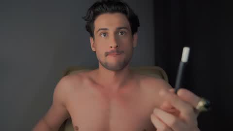 Snapshot of double_luckystrike chatting on 12-09-24, 02:24 Keen online show from 12-09-24, 02:24