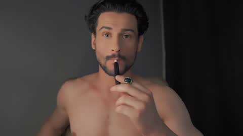 Snapshot of double_luckystrike chatting on 12-18-24, 08:31 Keen online show from 12-18-24, 08:31