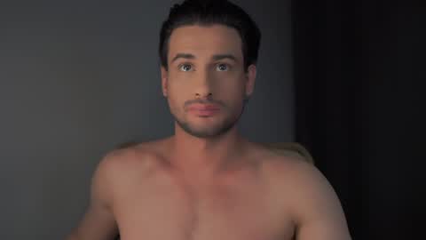 Snapshot of double_luckystrike chatting on 01-25-25, 02:58 Keen online show from 01-25-25, 02:58