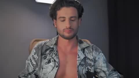 Snapshot of double_luckystrike chatting on 02-09-25, 05:50 Keen online show from 02-09-25, 05:50