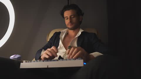 Snapshot of double_luckystrike chatting on 03-03-25, 02:58 Keen online show from 03-03-25, 02:58