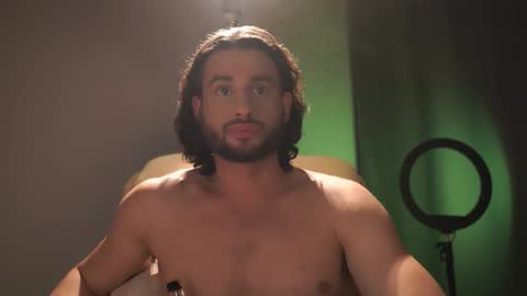 Snapshot of double_luckystrike chatting on 10-27-25, 07:12 Keen online show from 10-27-25, 07:12