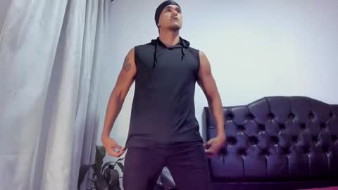 Isabella and Alessandro online show from 02-18-26, 03:02