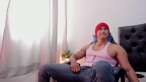 Isabella and Alessandro online show from 06-12-26, 02:05