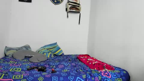 douglas_gallegos online show from 10-27-25, 02:59