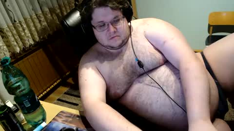 Snapshot of dovahkaat chatting on 02-18-25, 12:04 dovahkaat online show from 02-18-25, 12:04