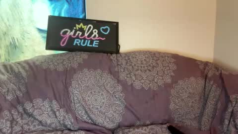 dove_love22 online show from 09-30-25, 07:08