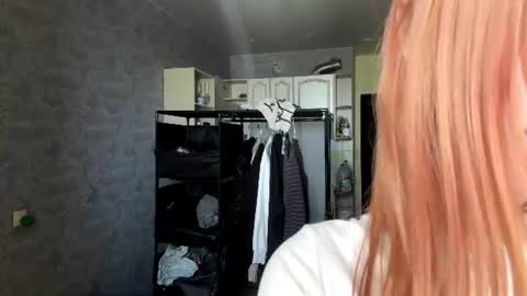 Lina online show from 07-22-26, 11:35
