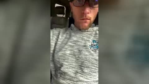 Snapshot of dphelps129 chatting on 03-12-26, 01:17 dphelps129 online show from 03-12-26, 01:17