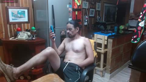 Snapshot of dr_simon84 chatting on 12-31-24, 02:08 Dr Simon online show from 12-31-24, 02:08