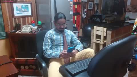 Snapshot of dr_simon84 chatting on 01-07-25, 02:51 Dr Simon online show from 01-07-25, 02:51