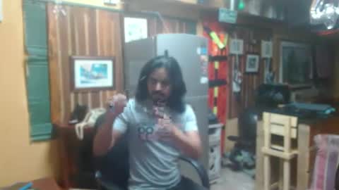 Snapshot of dr_simon84 chatting on 01-20-25, 11:32 Dr Simon online show from 01-20-25, 11:32