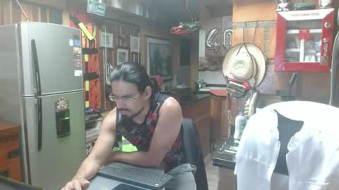 Snapshot of dr_simon84 chatting on 02-03-25, 04:46 Dr Simon online show from 02-03-25, 04:46