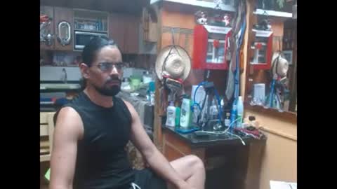 Snapshot of dr_simon84 chatting on 02-21-25, 10:48 Dr Simon online show from 02-21-25, 10:48