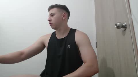 draco_boy2000 online show from 11-29-25, 04:21