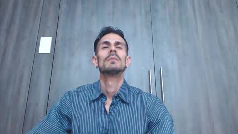 charles online show from 12-18-25, 09:43