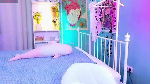 Draculaura online show from 01-23-25, 03:43