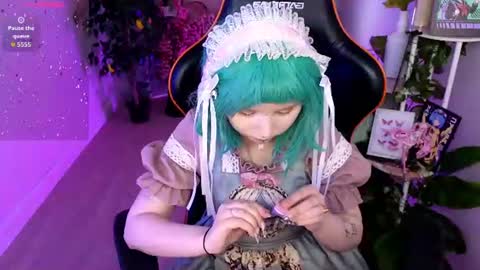 Draculaura online show from 06-13-26, 10:57