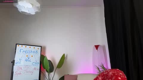 Lisbeth Salander online show from 01-13-26, 06:18