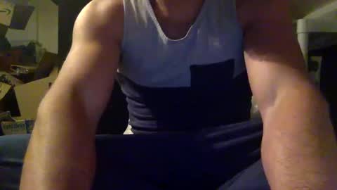 Snapshot of dragonscim980 chatting on 10-07-25, 01:58 dragonscim980 online show from 10-07-25, 01:58