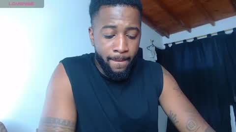 Snapshot of drake_nassir4 chatting on 07-02-26, 05:02 ---Drake--- online show from 07-02-26, 05:02