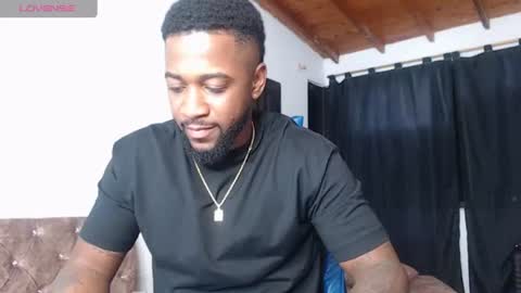 Snapshot of drake_nassir4 chatting on 07-10-26, 05:12 ---Drake--- online show from 07-10-26, 05:12