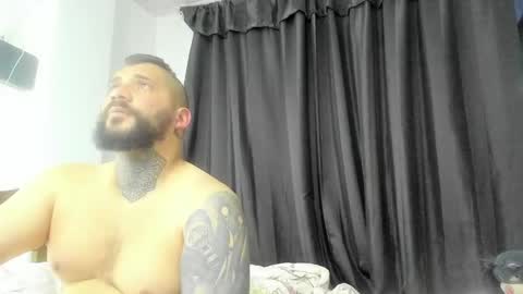 drake whitee Independent Model online show from 05-13-26, 04:10