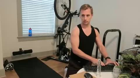 Snapshot of drakerileyxxx chatting on 01-11-26, 04:56 Drake Riley online show from 01-11-26, 04:56