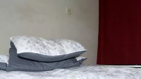 Snapshot of drakesonxx chatting on 11-16-25, 11:16 Andrs Independent Model online show from 11-16-25, 11:16