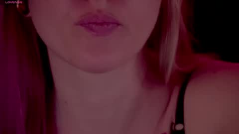 Lina online show from 06-07-26, 05:33