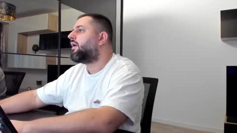 Draven A online show from 02-26-25, 03:52