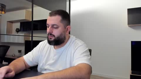 Draven A online show from 02-28-25, 05:26