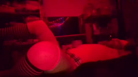 Snapshot of dreadedchefloxxx chatting on 03-10-25, 12:37 DreadedChefLoXXX online show from 03-10-25, 12:37