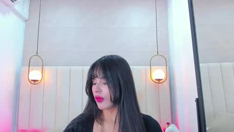 N E N A  online show from 12-01-25, 07:41