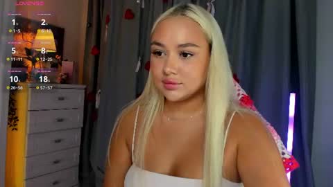  Mary   pvt open    use pink and blue app lovense online show from 07-09-26, 03:27