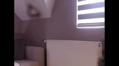 A girl online show from 01-07-25, 10:22