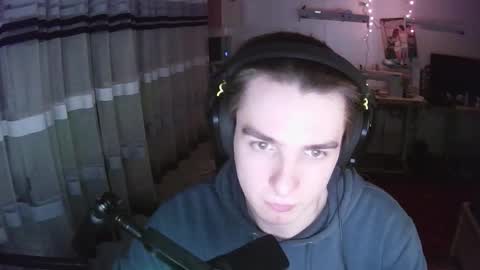 Snapshot of dreamerguy07 chatting on 01-15-26, 06:00 dreamerguy07 online show from 01-15-26, 06:00