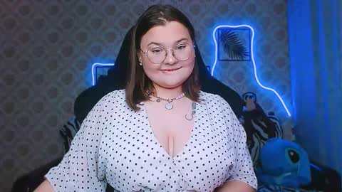 Snapshot of dreamforyoue2 chatting on 09-22-25, 06:10 dreamforyoue2 online show from 09-22-25, 06:10