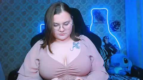 Snapshot of dreamforyoue2 chatting on 10-05-25, 07:34 dreamforyoue2 online show from 10-05-25, 07:34