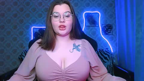 Snapshot of dreamforyoue2 chatting on 12-03-25, 06:06 dreamforyoue2 online show from 12-03-25, 06:06