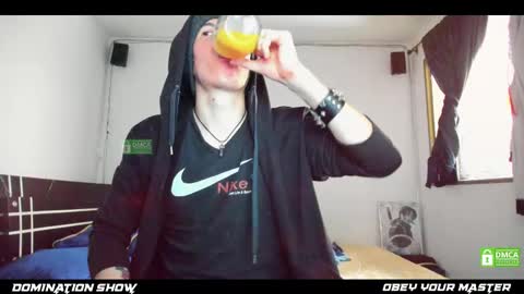 Your lord. - ONLINE  1500 Pm to 2100 Pm - New York Hour online show from 03-12-25, 07:06