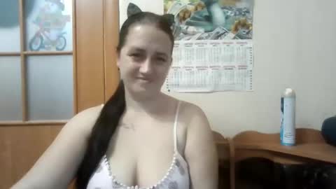 dreamiebelle online show from 11-13-25, 02:49