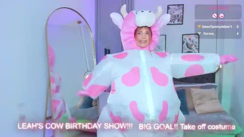 dreamleah_ online show from 10-24-25, 05:59