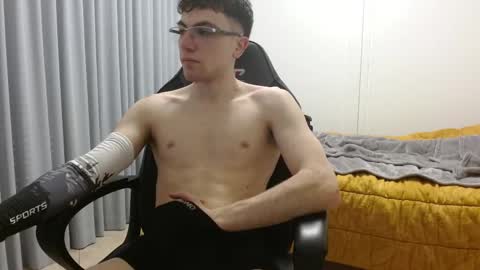 DreamBoy online show from 03-25-26, 09:26