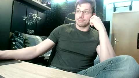 Ioannes Paulus the 2nd online show from 10-27-25, 04:55